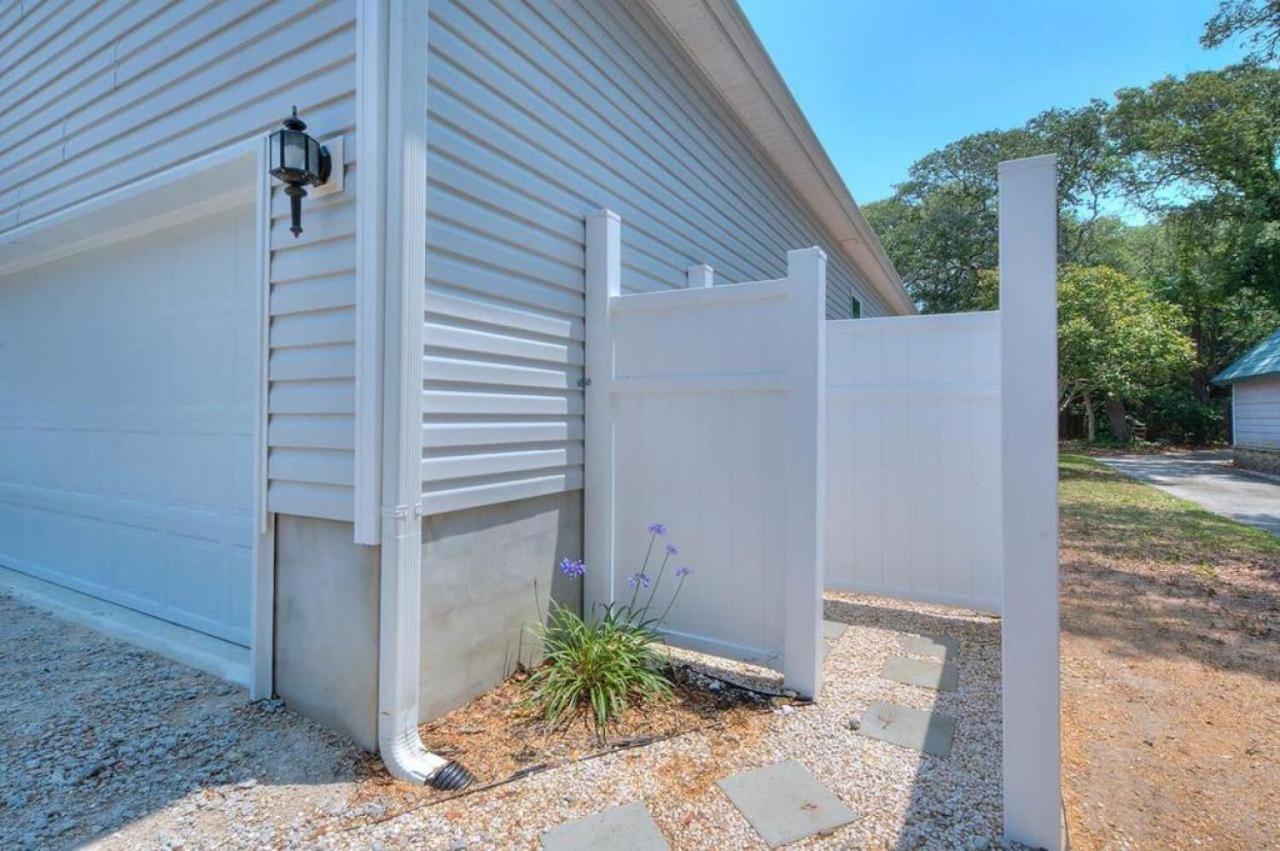 Villa Shrimp On The Barbee Oak Island Exterior foto